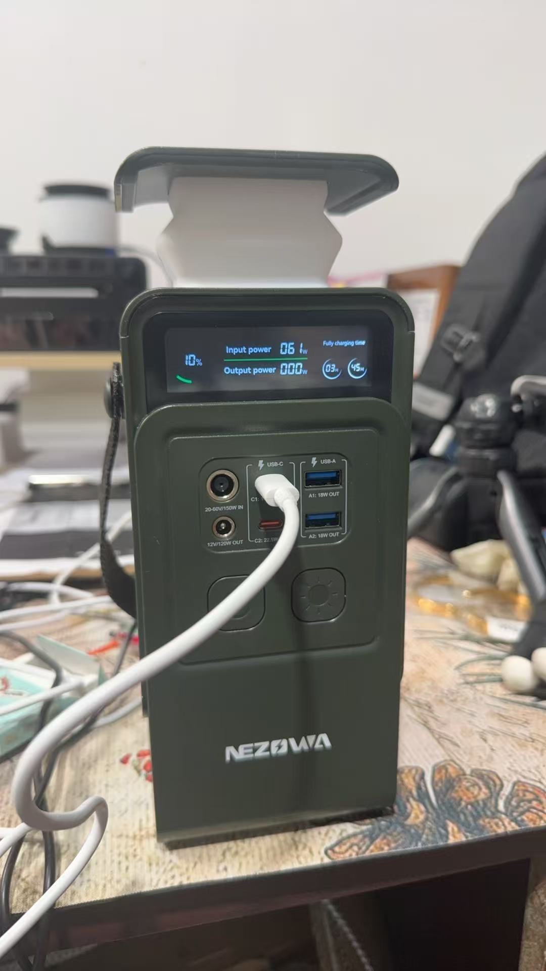 60000mAh 200W Portable Power Bank USA , Lightweight 2.65kg, Ideal for Camping, Outdoor Adventures, and Emergency Backup
